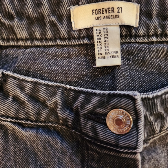 Forever 21 Black Mini Skirt - Picture 2 of 2